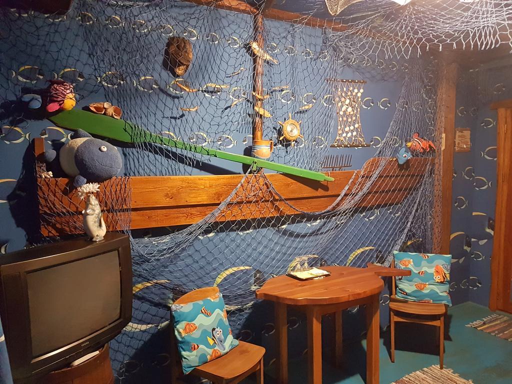 Oreiviu Uzuoveja Kaimynai Buitenkant foto