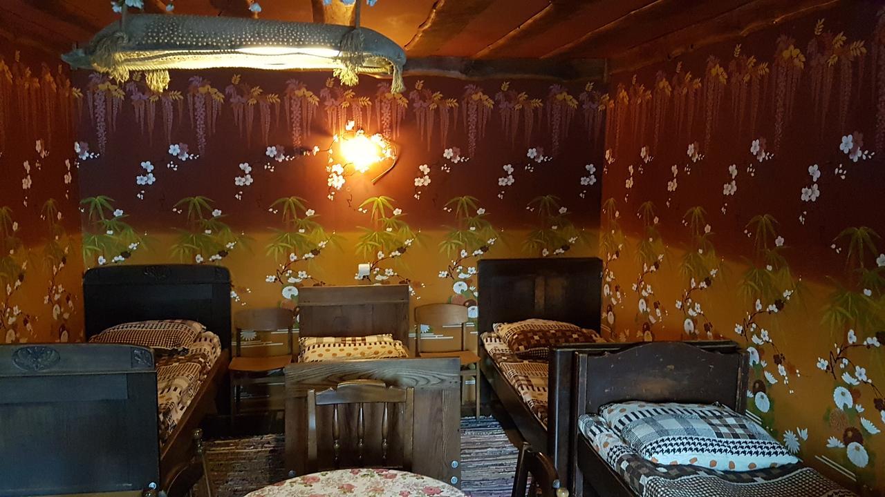 Oreiviu Uzuoveja Kaimynai Buitenkant foto